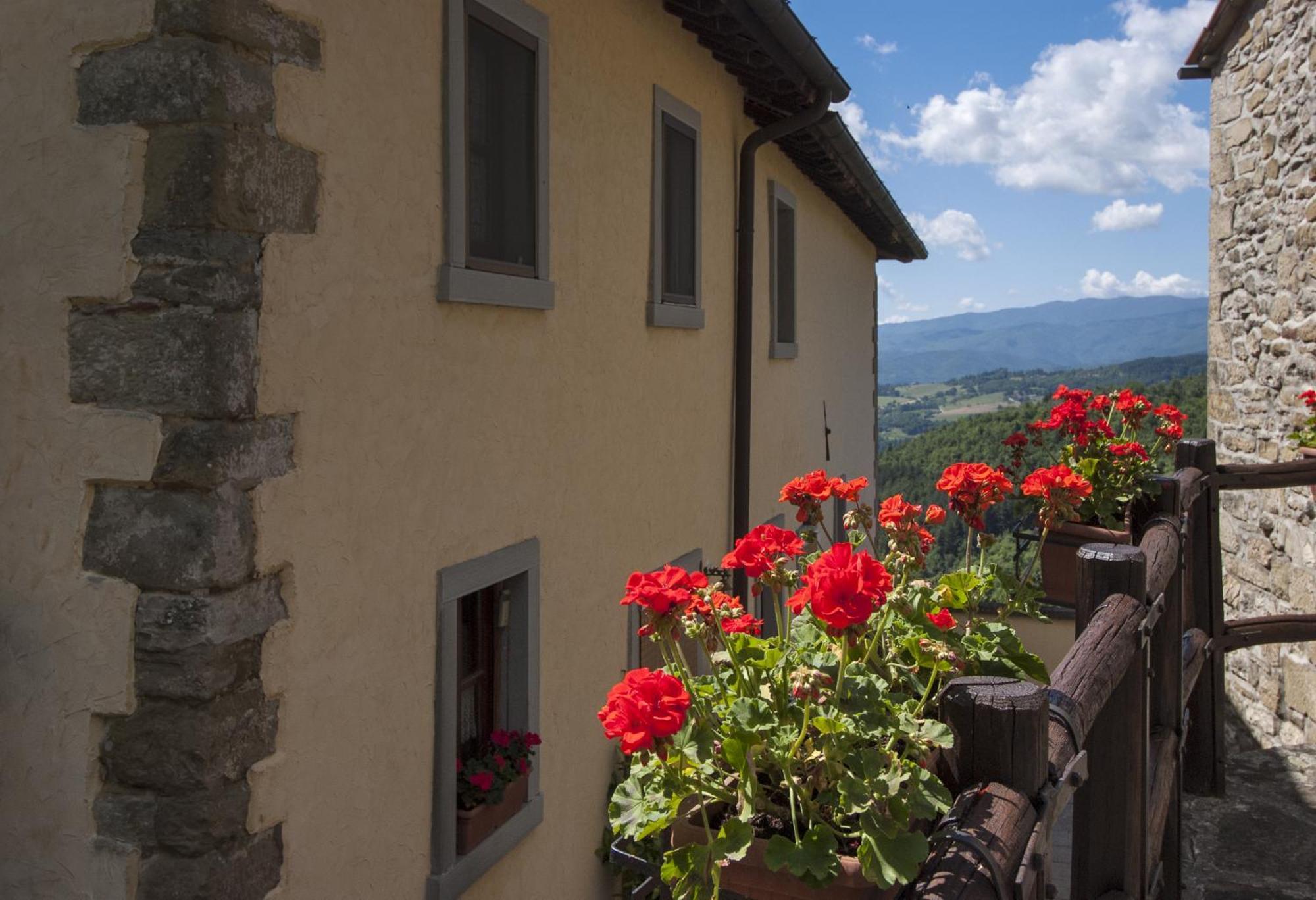 Borgo Tramonte Hotel Pratovecchio Ngoại thất bức ảnh